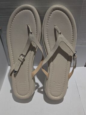 Frye Cream T-Strap Leather Sandals
